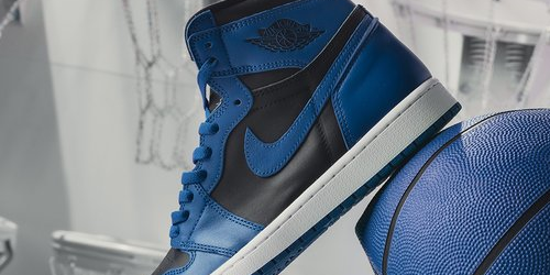 NIKE AIR JORDAN 1 RETRO HIGH OG “Dark Marina Blue” が発売