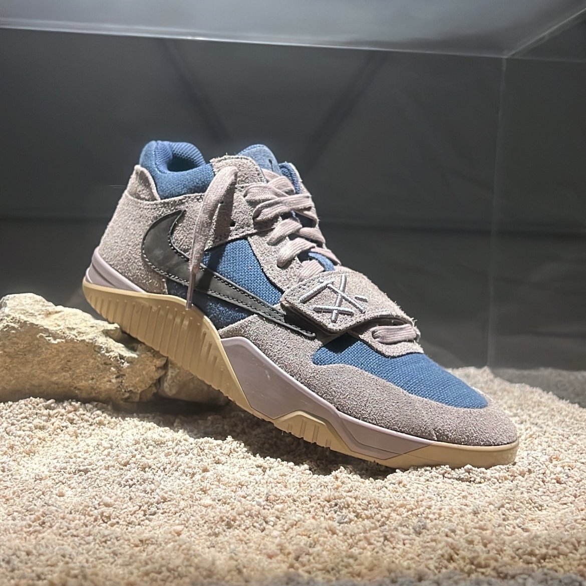 Travis Scott × JORDAN JUMPMAN JACK TR “Taupe Haze” のファーストルックが公開