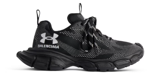 Balenciaga × UNDER ARMOUR が発売