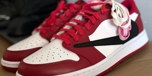 Travis Scott × NIKE AIR JORDAN 1 LOW “Chicago” のリリース情報が浮上