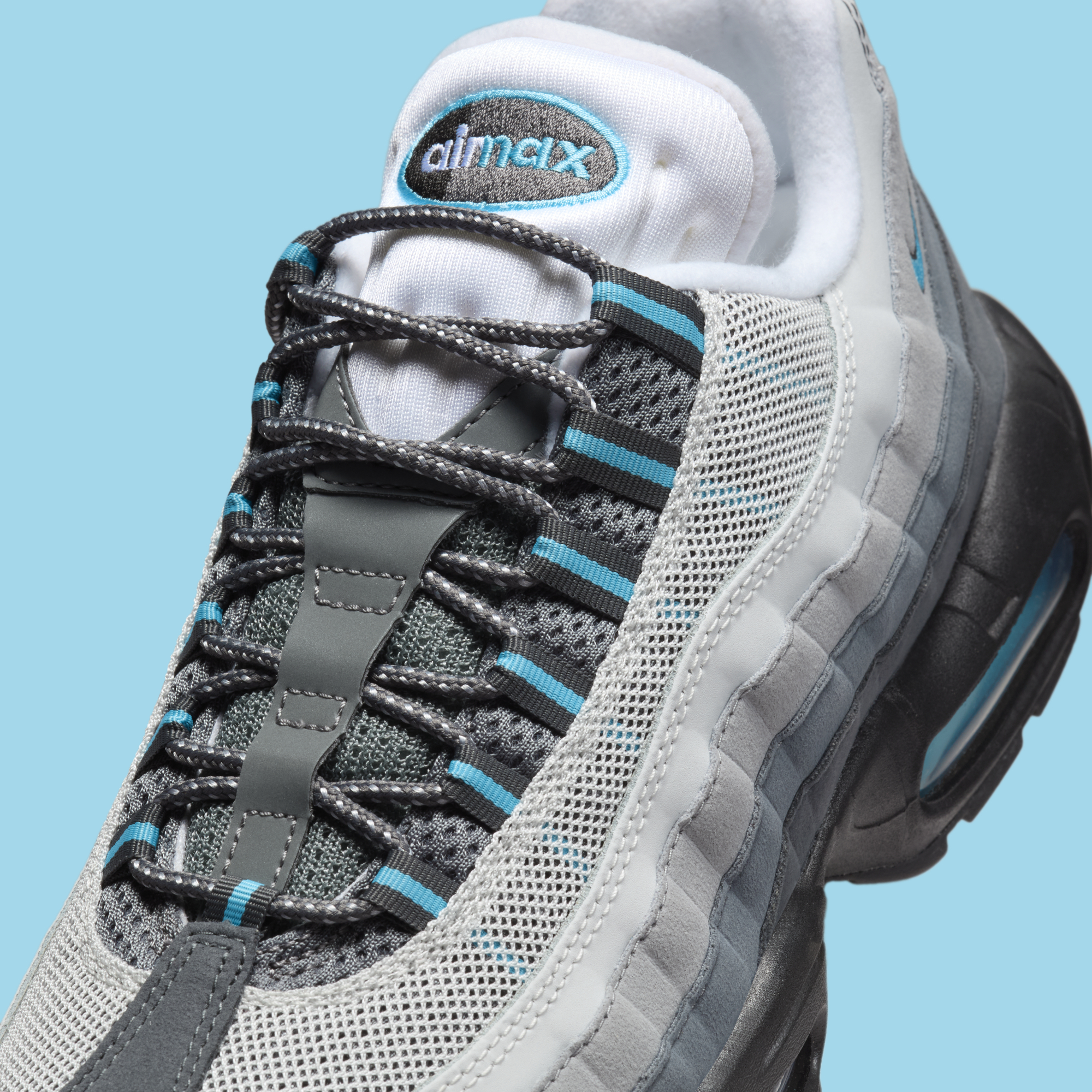 NIKE AIR MAX 95 "Iron Grey/Baltic Blue" のオフィシャル画像が公開 