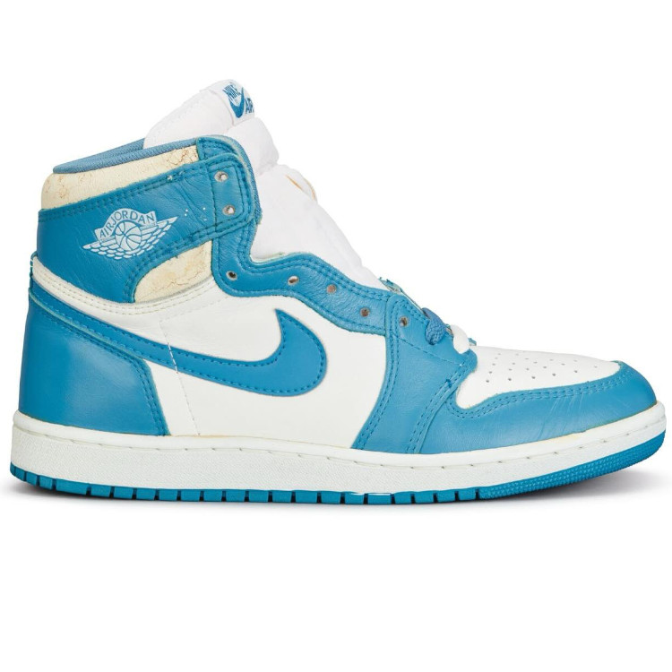 NIKE AIR JORDAN 1 HIGH OG “UNC REIMAGINED” の発売日が公開