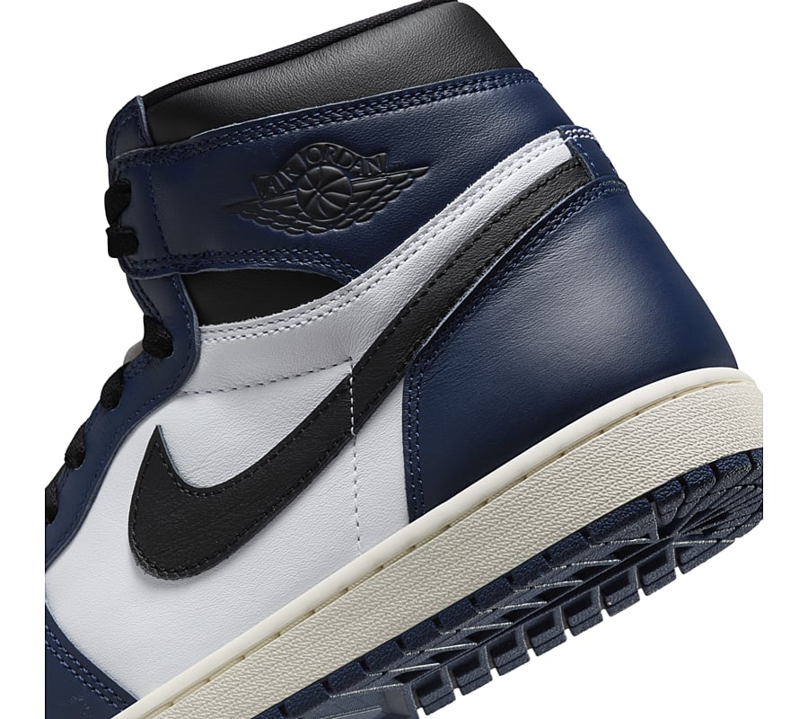 NIKE AIR JORDAN 1 RETRO HIGH OG “MIDNIGHT NAVY” のオフィシャル画像が公開