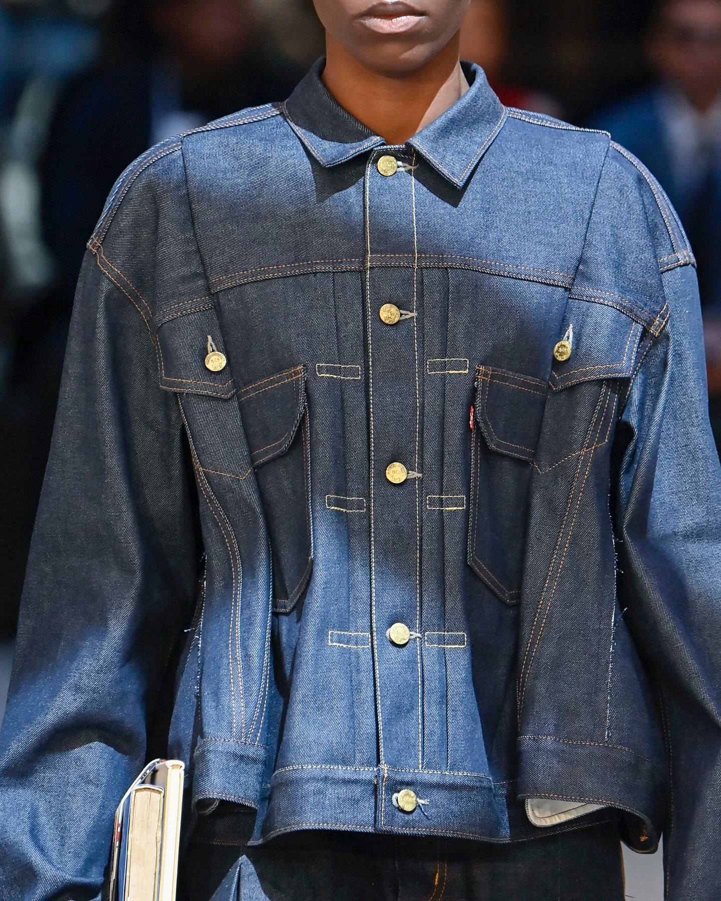 sacai × Levi’s® が2025年初頭に発売予定