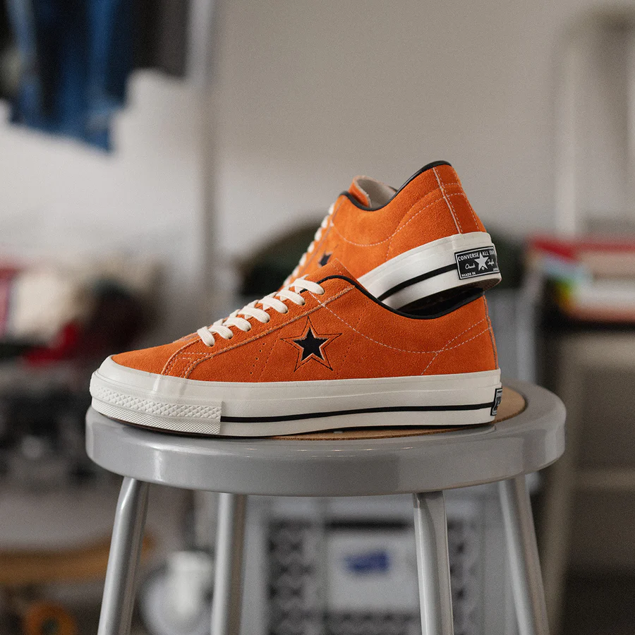 CONVERSE TimeLine より 74年発売当時のOGカラーが登場