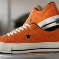 CONVERSE TimeLine より 74年発売当時のOGカラーが登場