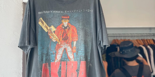 What’z up 原宿が AKIRA Tシャツを発売