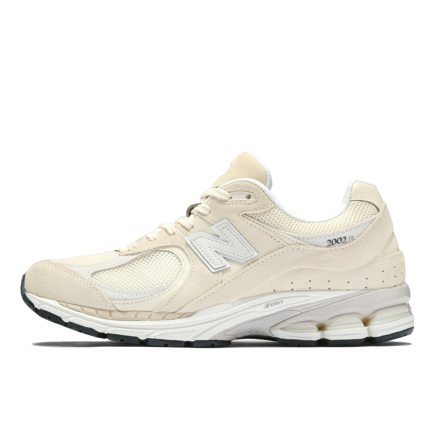 New Balance 2002R 8月21日(水)発売