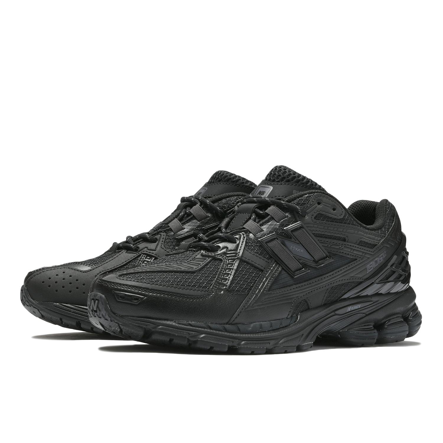 New Balance 1906N “Triple Black” 8月16日(金)発売