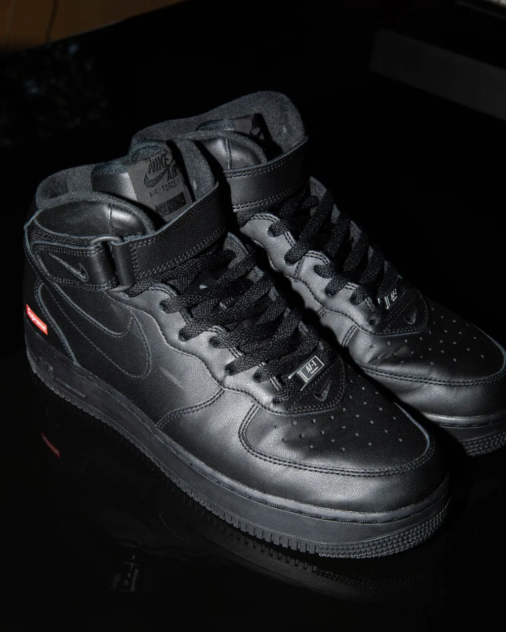 Supreme × NIKE AIR FORCE 1 MID 8月31日（土）発売