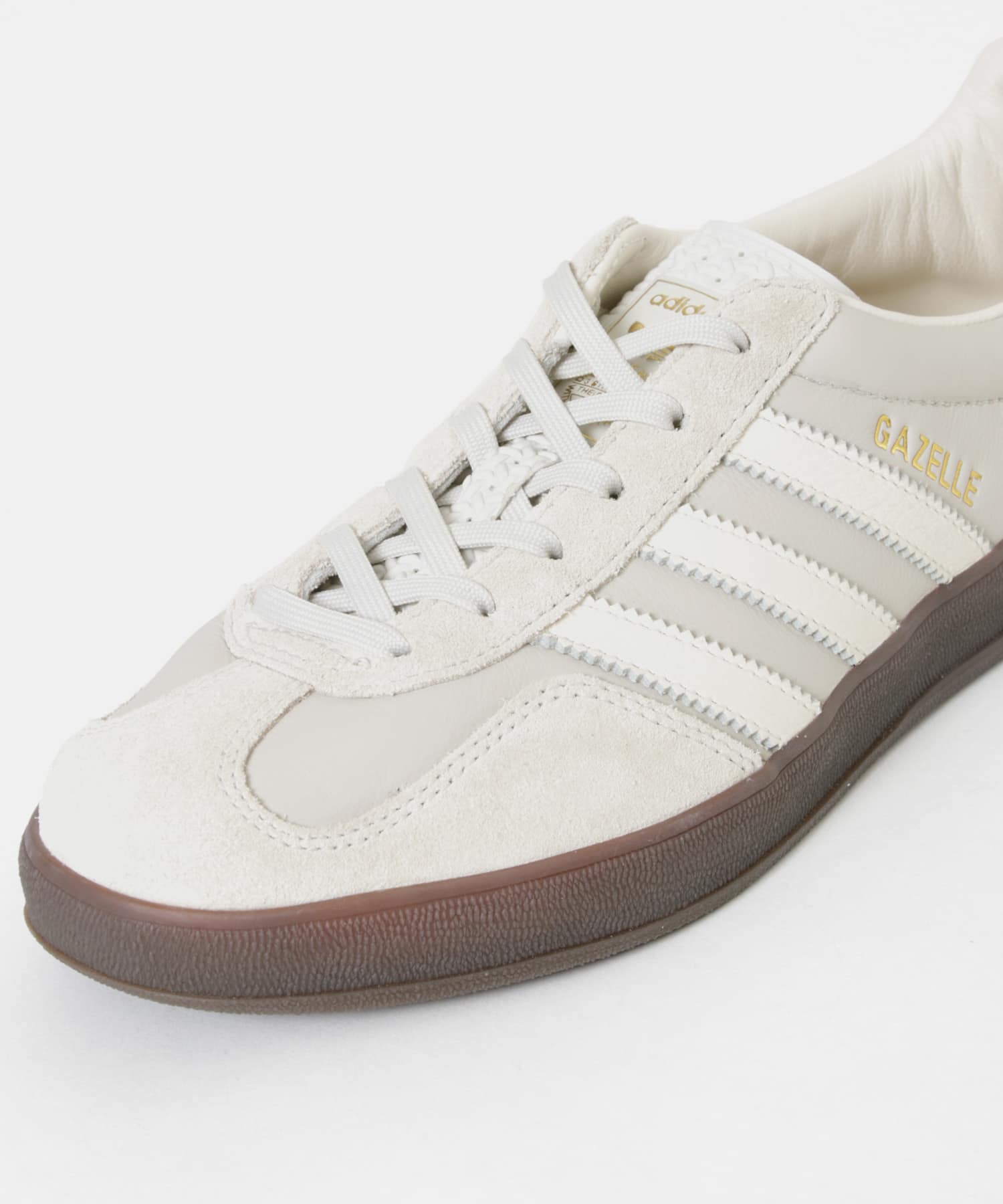 URBAN RESEARCH から adidas Originals Gazelle Indoor の限定モデルが発売