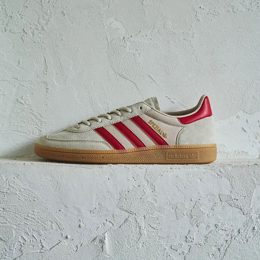 URBAN RESEARCH DOORS 別注となる adidas Originals HANDBALL SPEZIAL が発売