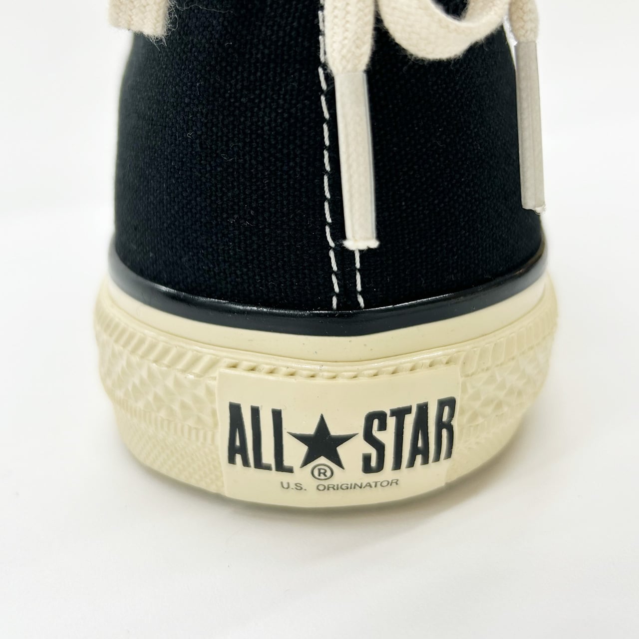 DAIRIKU × CONVERSE のコラボ ALLSTAR が登場登場