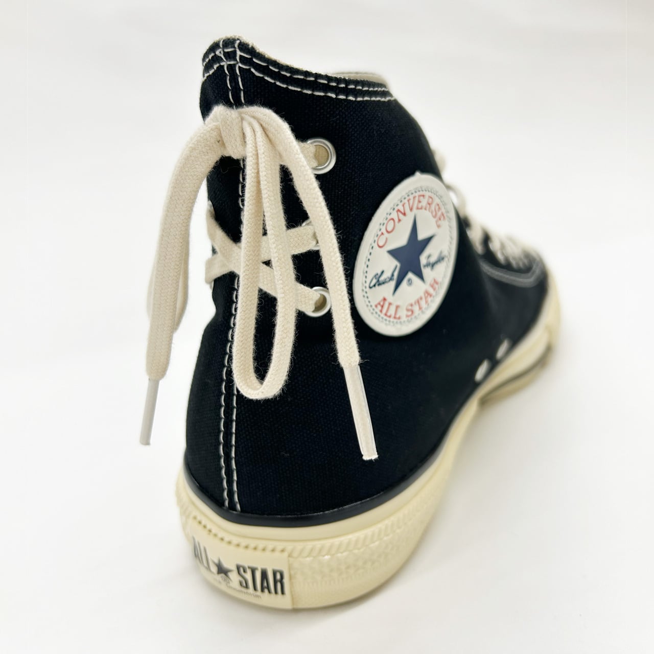 DAIRIKU × CONVERSE のコラボ ALLSTAR が登場登場