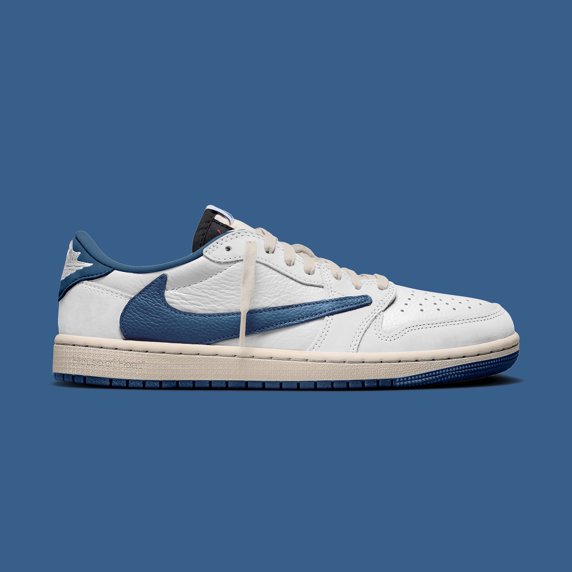 Travis Scott × fragment design × NIKE AIR JORDAN 1 LOW の発売が確定に