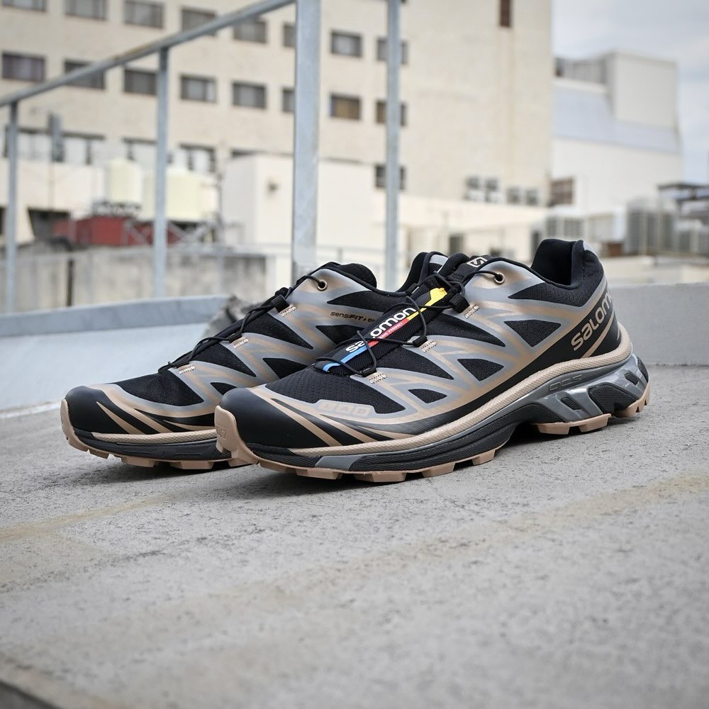 SALOMON XT-6 “BLACK/PORTABELLA/PEWTER” の先行販売が開始