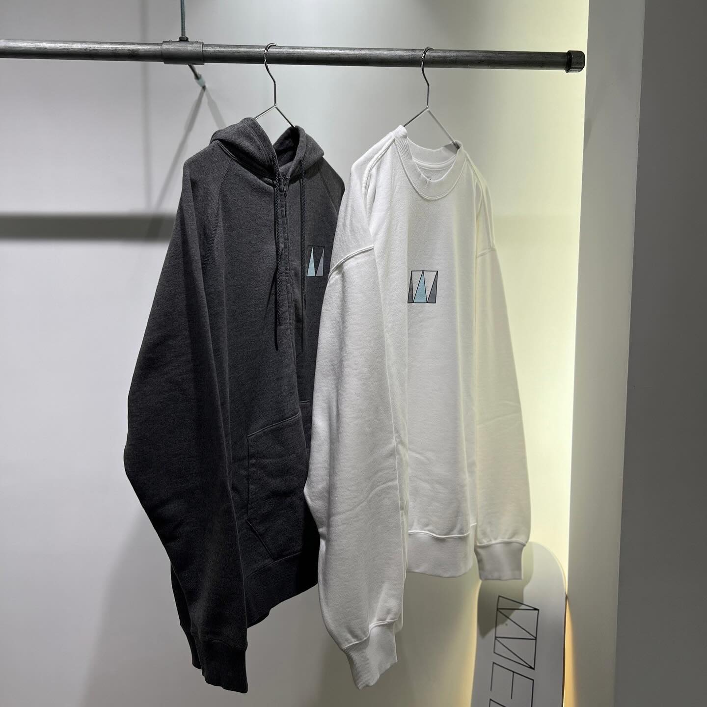 fragment design × WEEKEND SEQUEL の新作コラボアイテムが発売