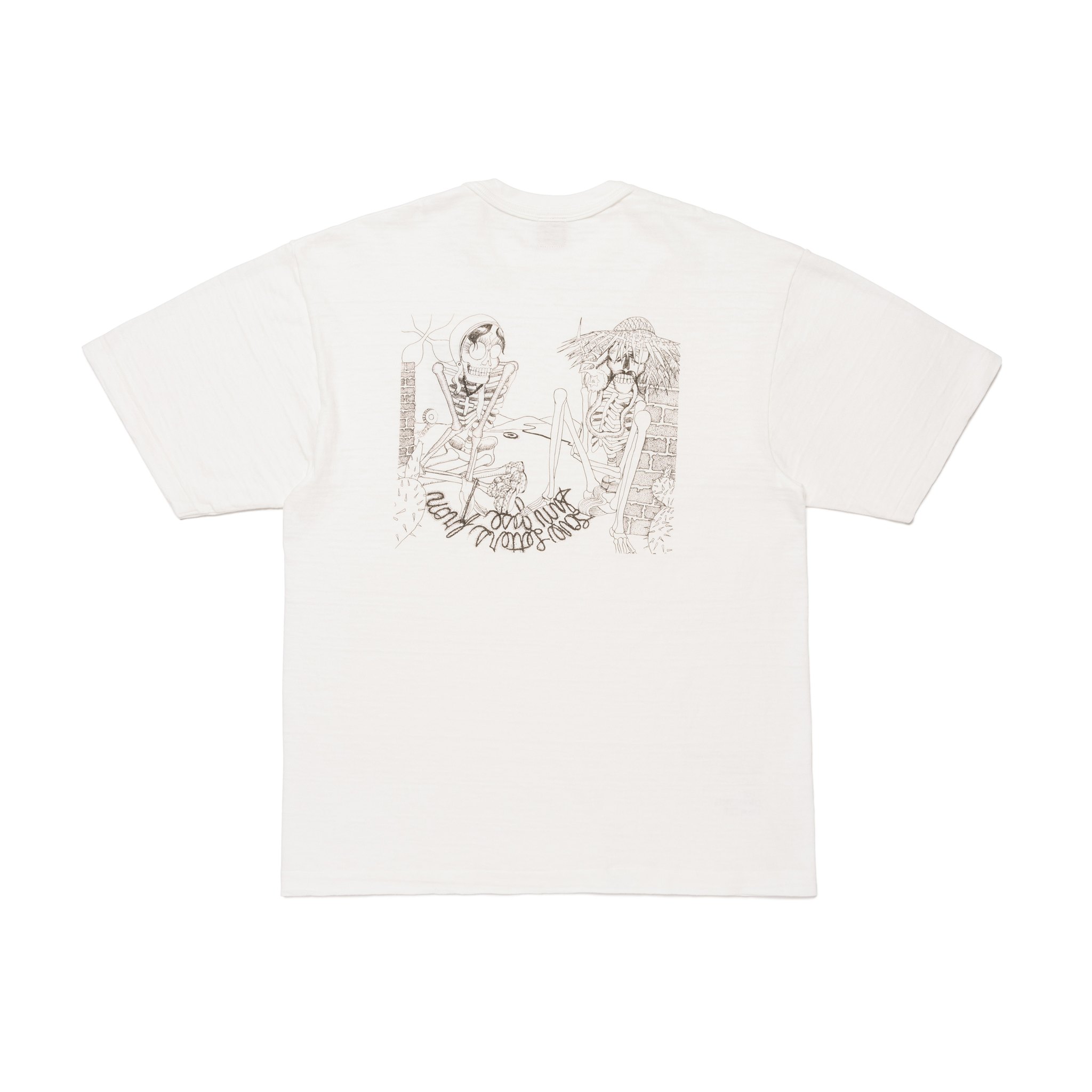 HUMAN MADE® が KAWS のチャリティTシャツを制作