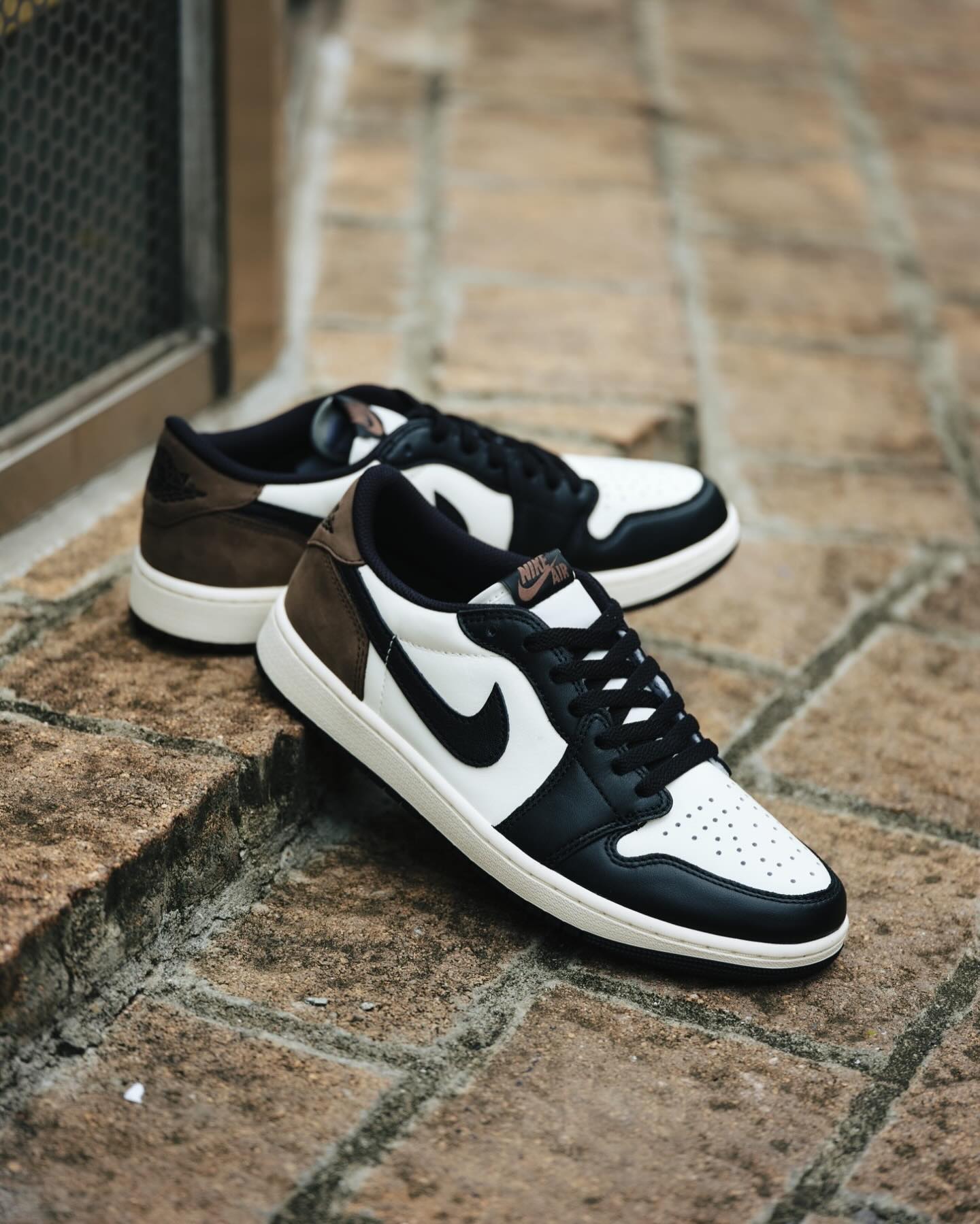 atmos が NIKE AIR JORDAN 1 LOW “MOCHA” の店頭抽選方法を発表