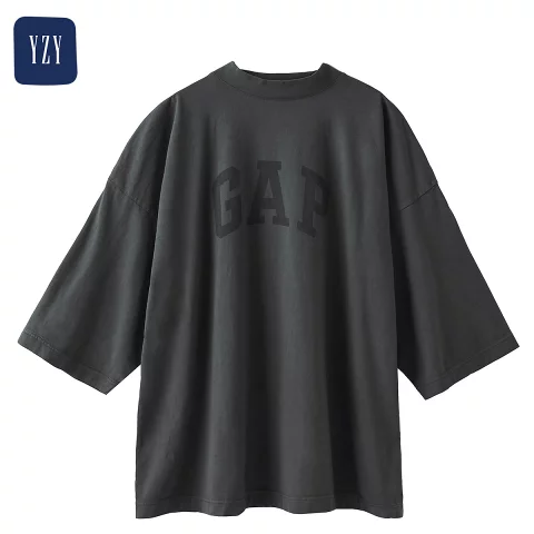 NUMBER11 が YEEZY GAP を発売