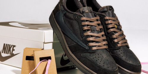 Travis Scott × NIKE AIR JORDAN 1 LOW “Velvet Brown” のディテール画像が公開