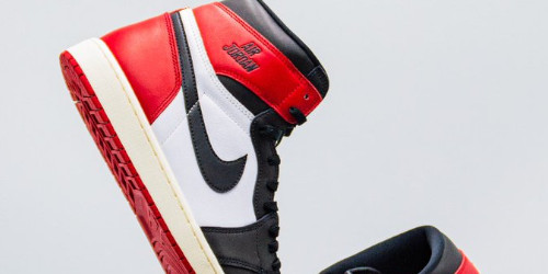 NIKE AIR JORDAN 1 “BLACK TOE REIMAGINED” の新たな発売日が公開