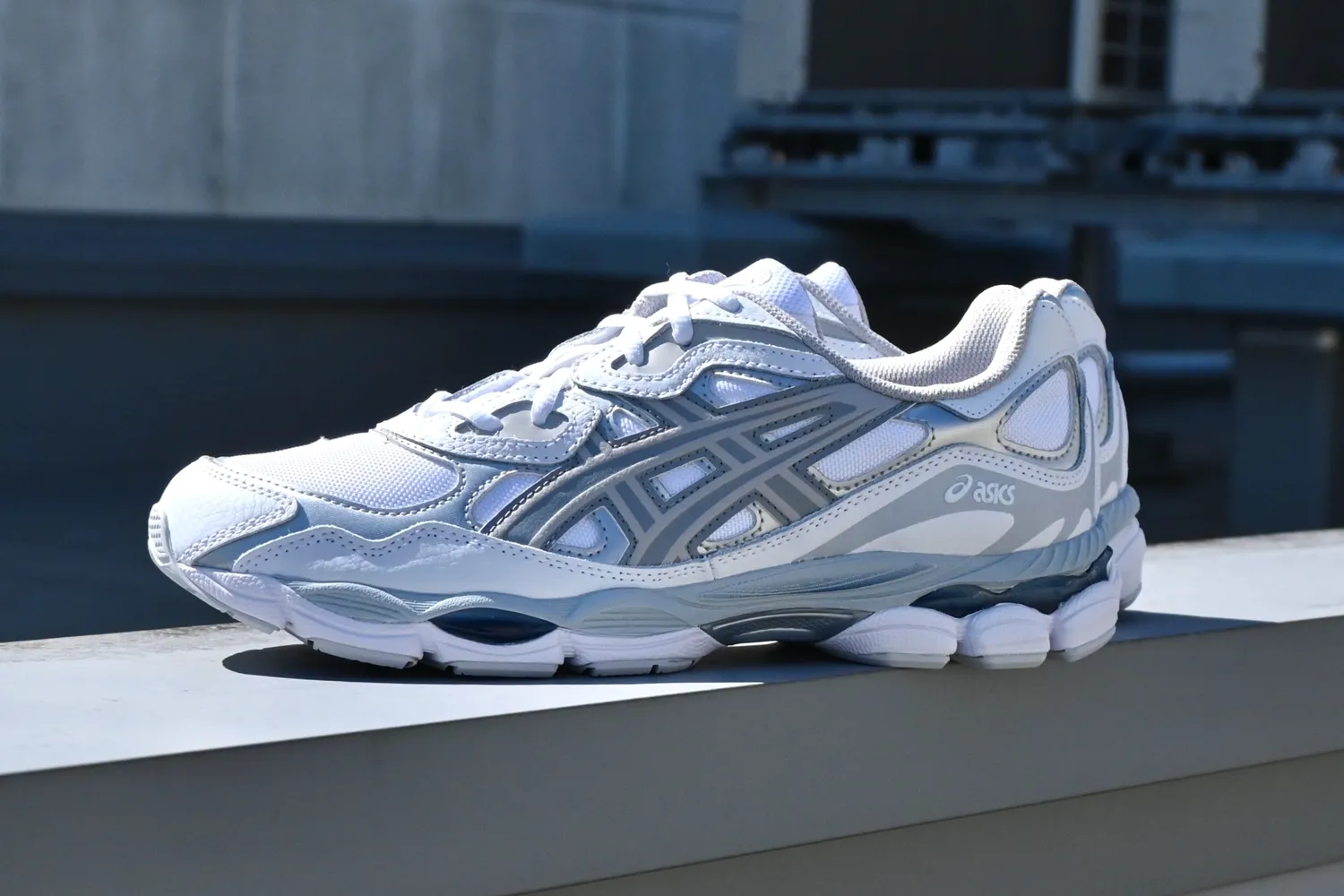 ASICS GEL-NYC “White/Oyster Grey” の先行販売が開始