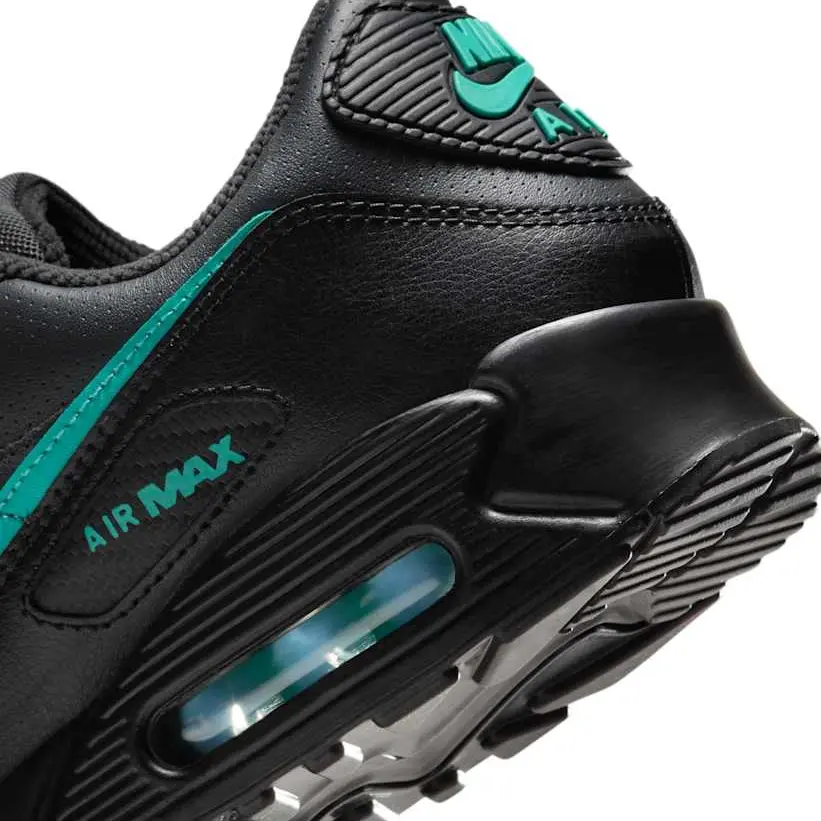 NIKE AIR MAX 90 “Black Tiffany” が公開