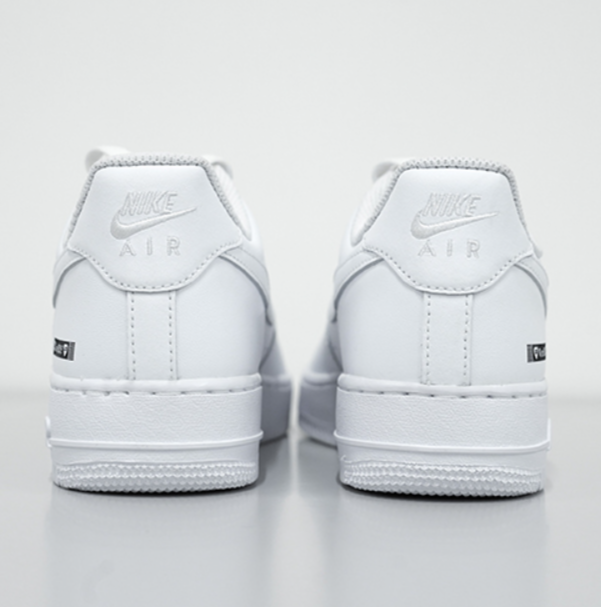 浦和レッズ × NIKE AIR FORCE 1 のWEB抽選が開催