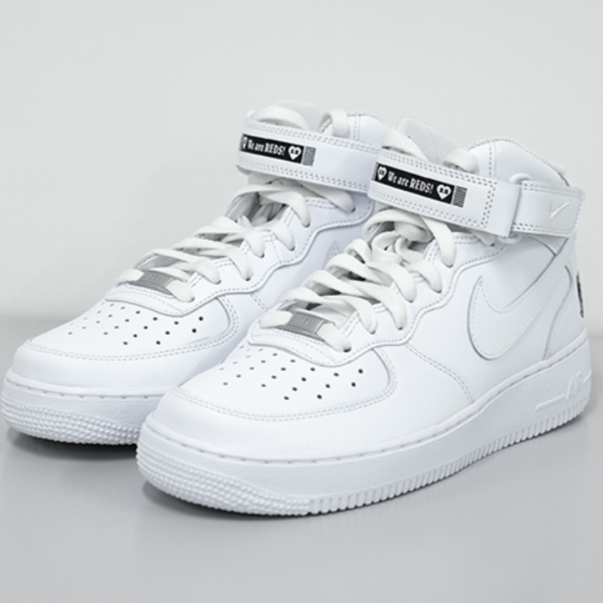 浦和レッズ × NIKE AIR FORCE 1 のWEB抽選が開催