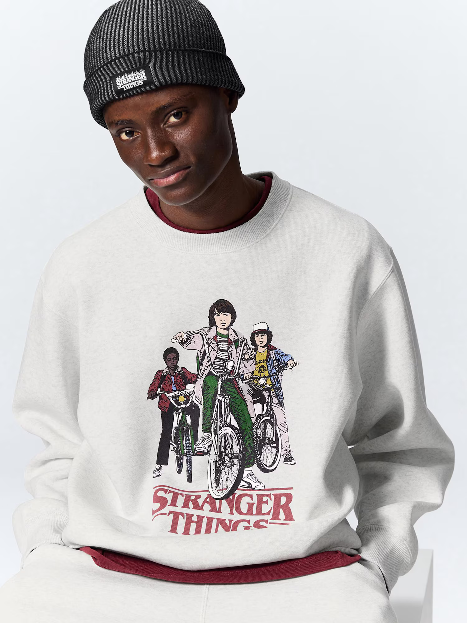 GU × Stranger Things の新作コラボが発表