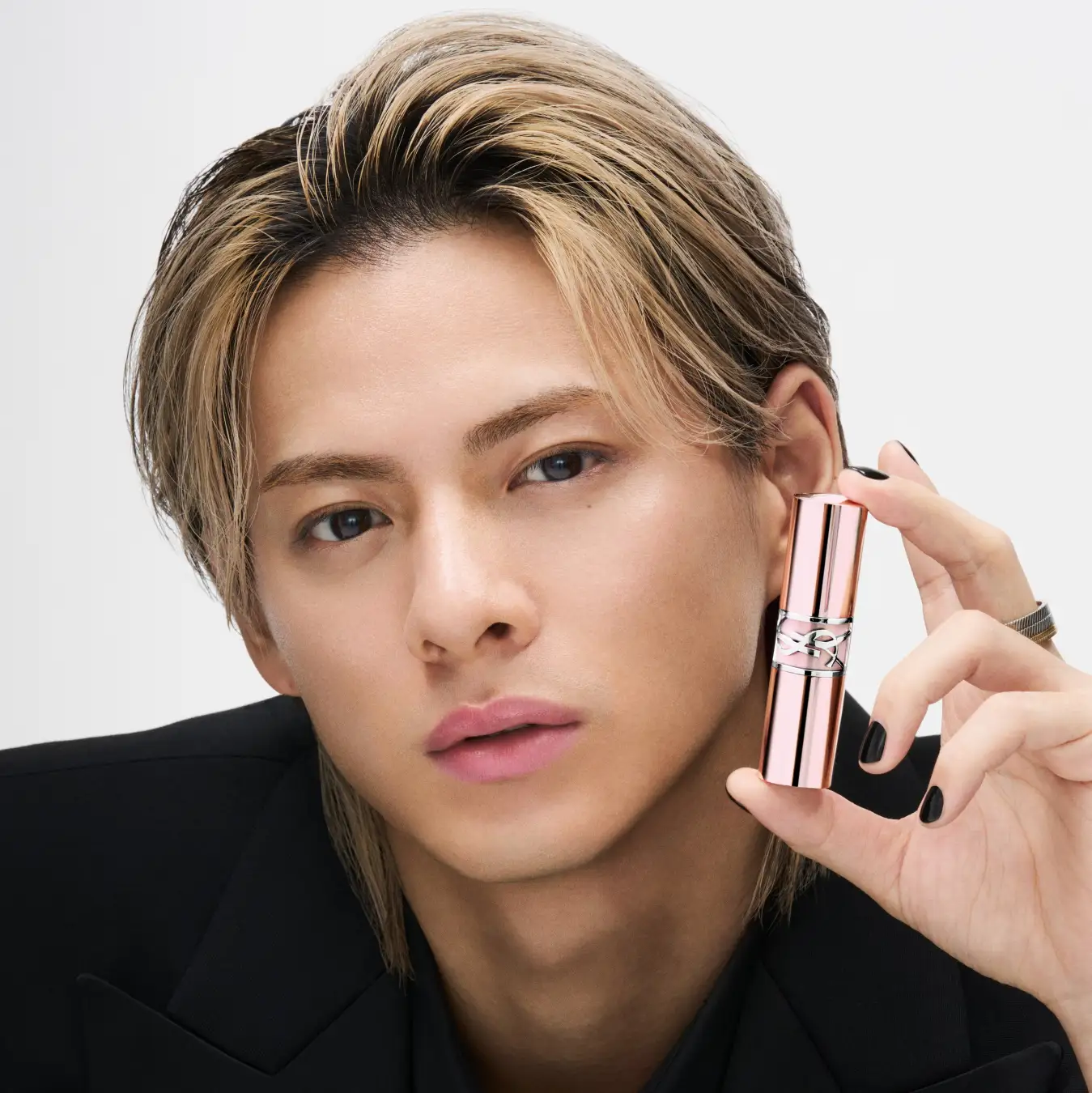 Number_i 平野紫耀 が纏う YSL BEAUTY 2024ホリデーコレクション