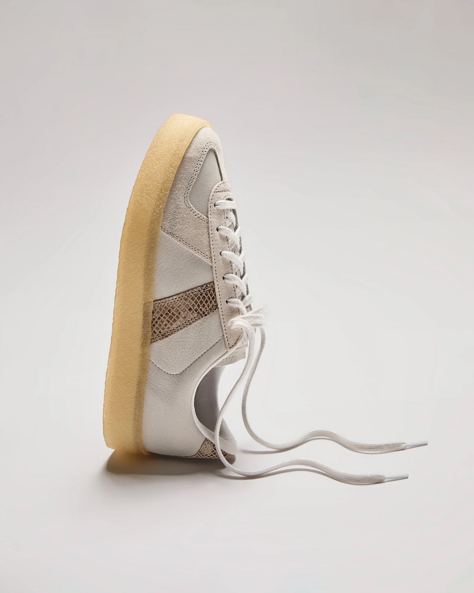 KITH Ronnie Fieg × adidas Originals × Clarks Originals の新作が発売