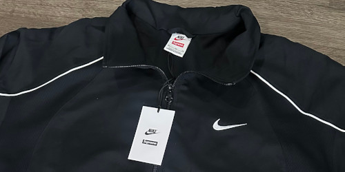 Supreme × NIKE の2025年春夏コラボアパレルが公開