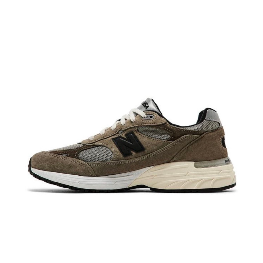 JJJJound × New Balance 993 のオフィシャル画像が公開