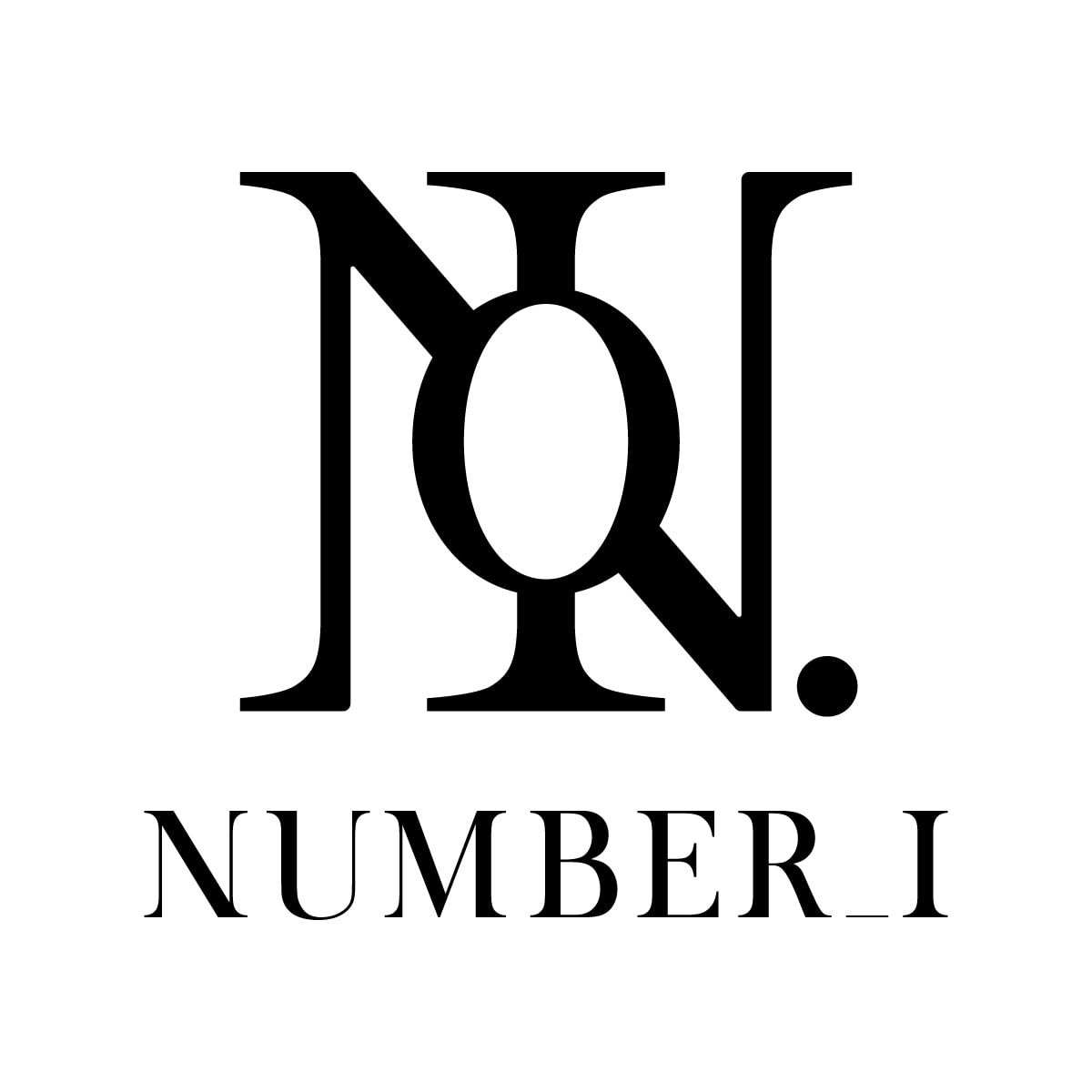 Number_i のさいたまスーパーアリーナ初公演記念したクリスマスツリーが登場