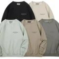 Fear of God ESSENTIALS の 1Point Logo Crew Sweart Shirts が発売