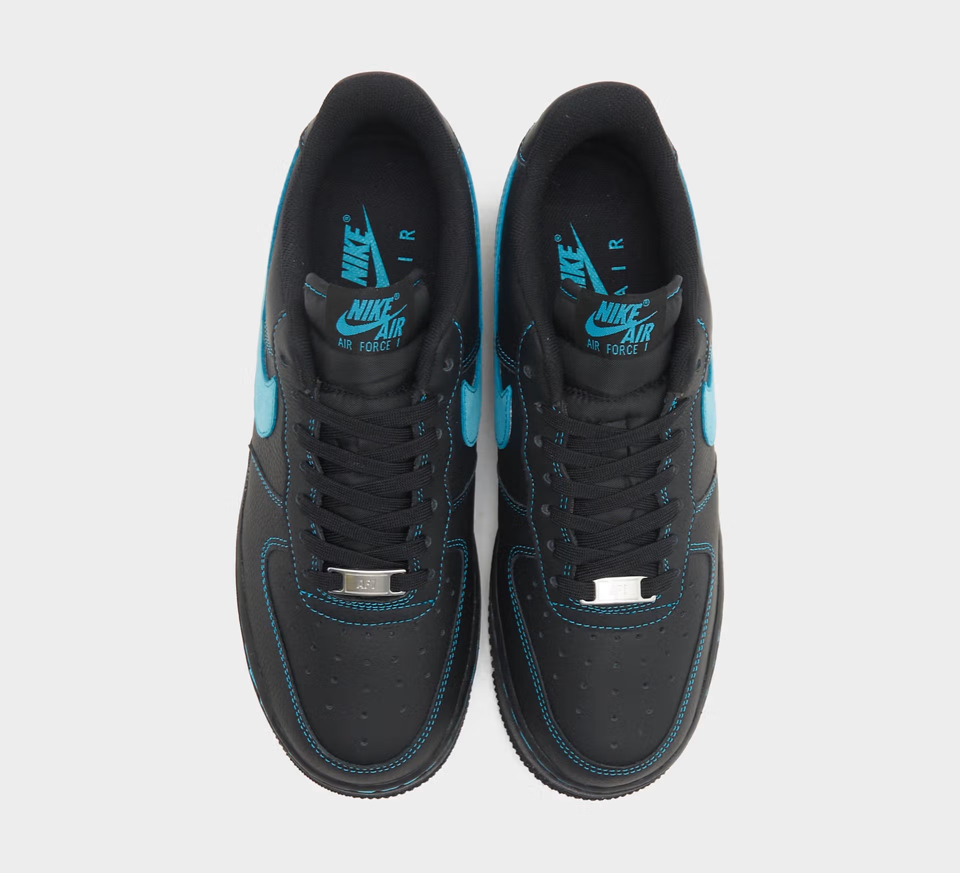 NIKE AIR FORCE 1 LOW “Black Tiffany” が発売