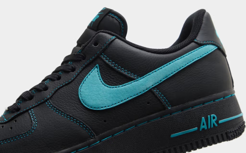 NIKE AIR FORCE 1 LOW “Black Tiffany” が発売