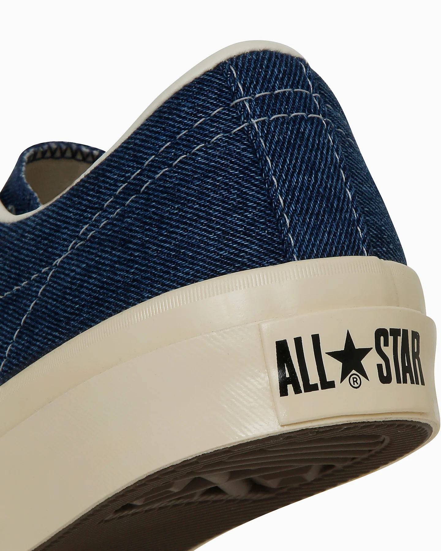 CONVERSE STAR&BARS DENIM の先行販売が開始