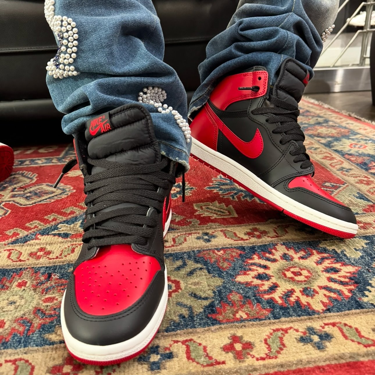 NIKE AIR JORDAN 1 HIGH '85 “Bred” の着用ヴィジュアルが公開