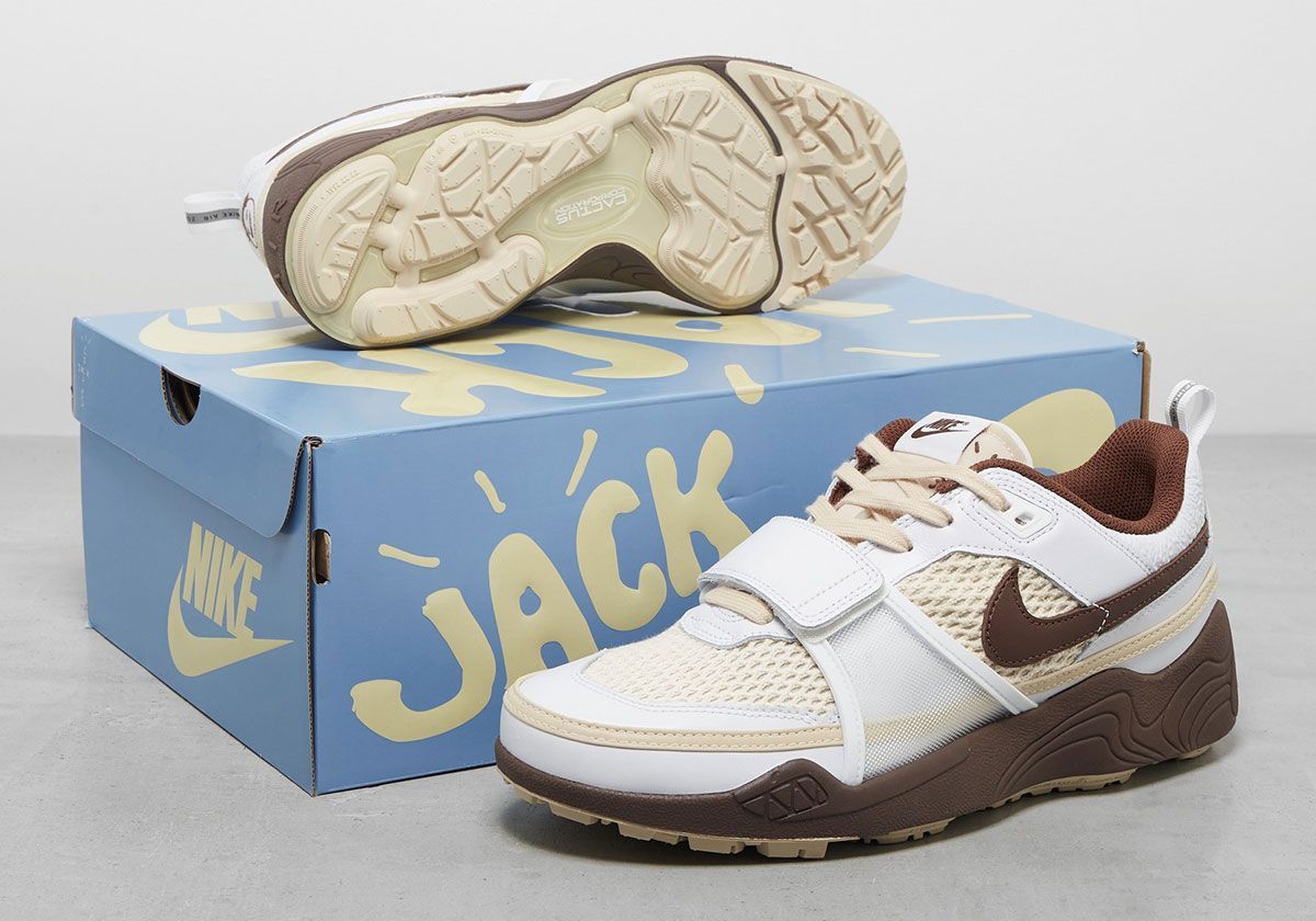 SEVENSTORE が Travis Scott × NIKE ZOOM FIELD JAXX "Light Chocolate" のWEB抽選を開始