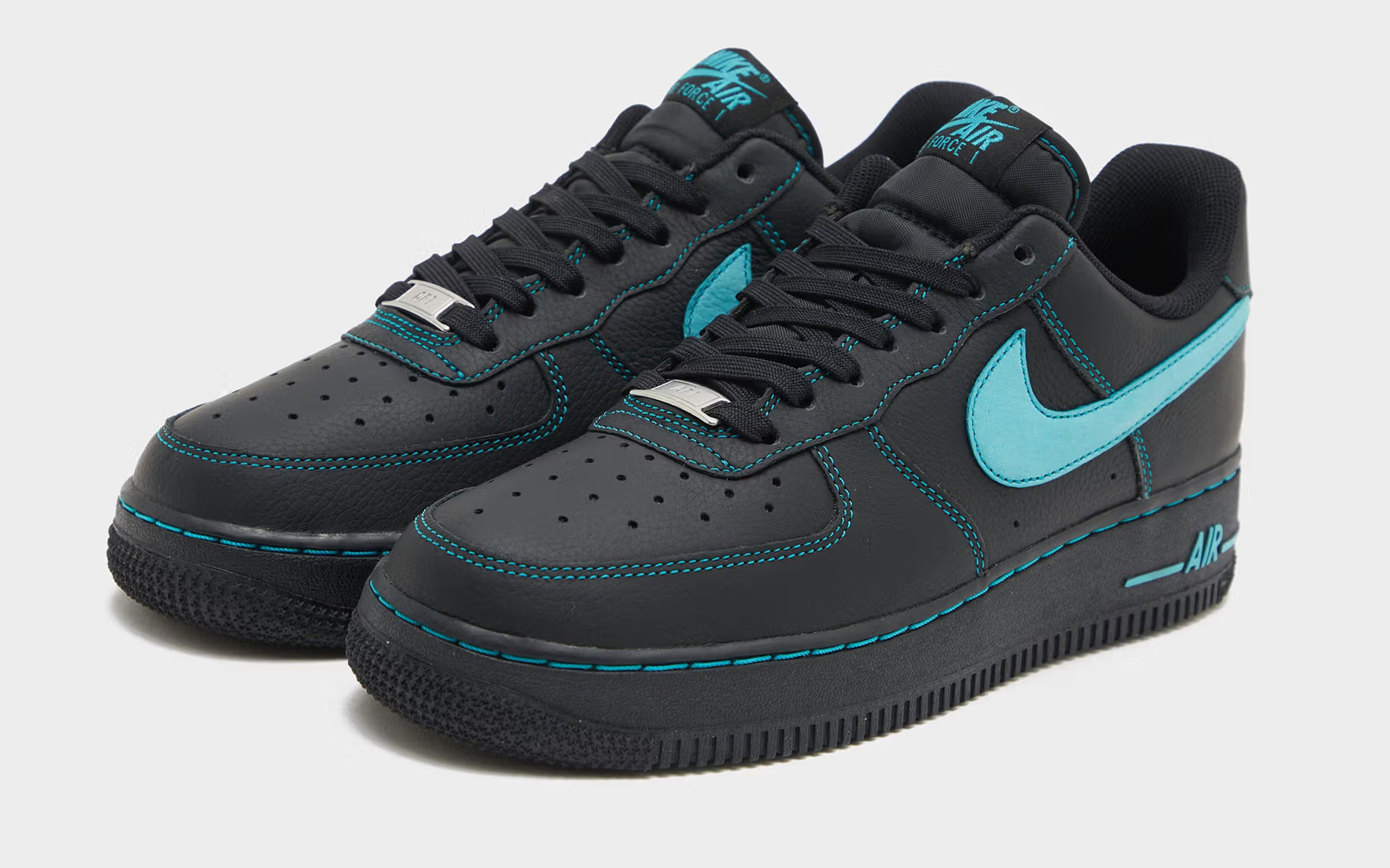 NIKE AIR FORCE 1 LOW "Black Tiffany" が公開