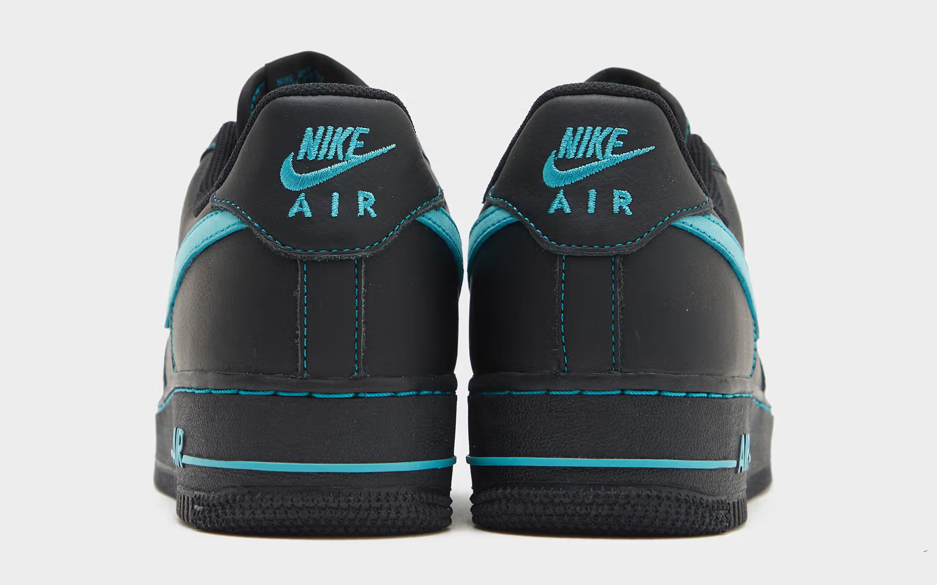 NIKE AIR FORCE 1 LOW "Black Tiffany" が公開