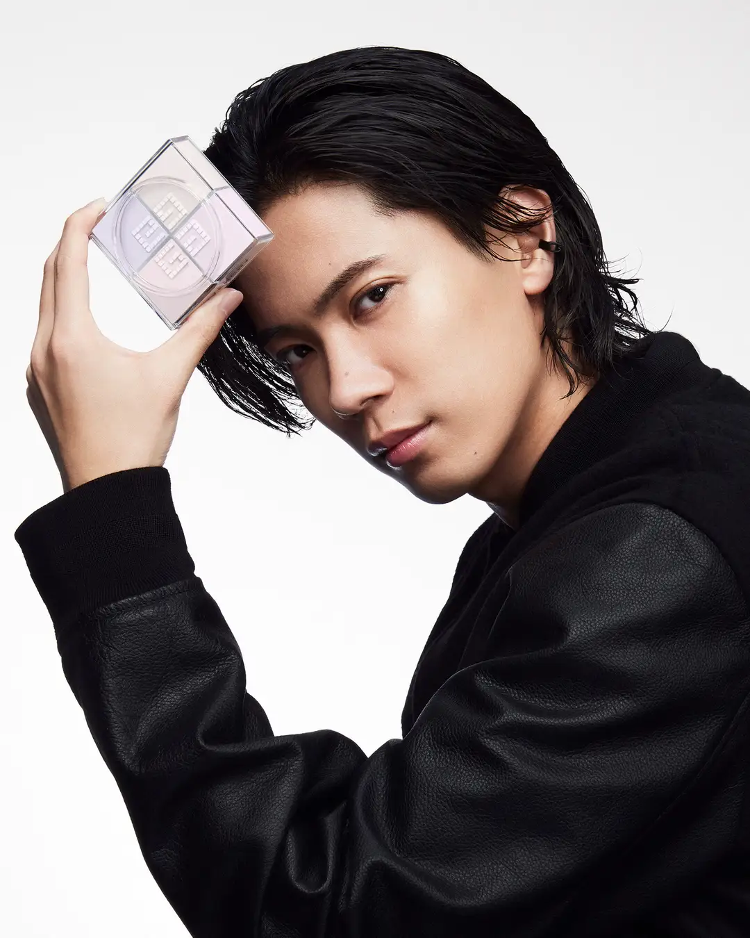 Number_i 神宮寺勇太 が GIVENCHY BEAUTY のアンバサダーに就任