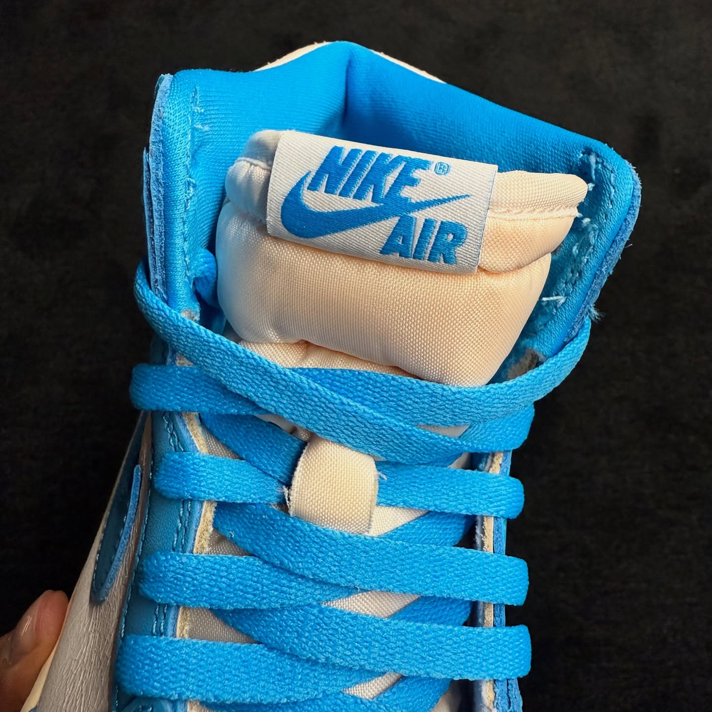 NIKE AIR JORDAN 1 HIGH OG “UNC Reimagined” の新画像が公開