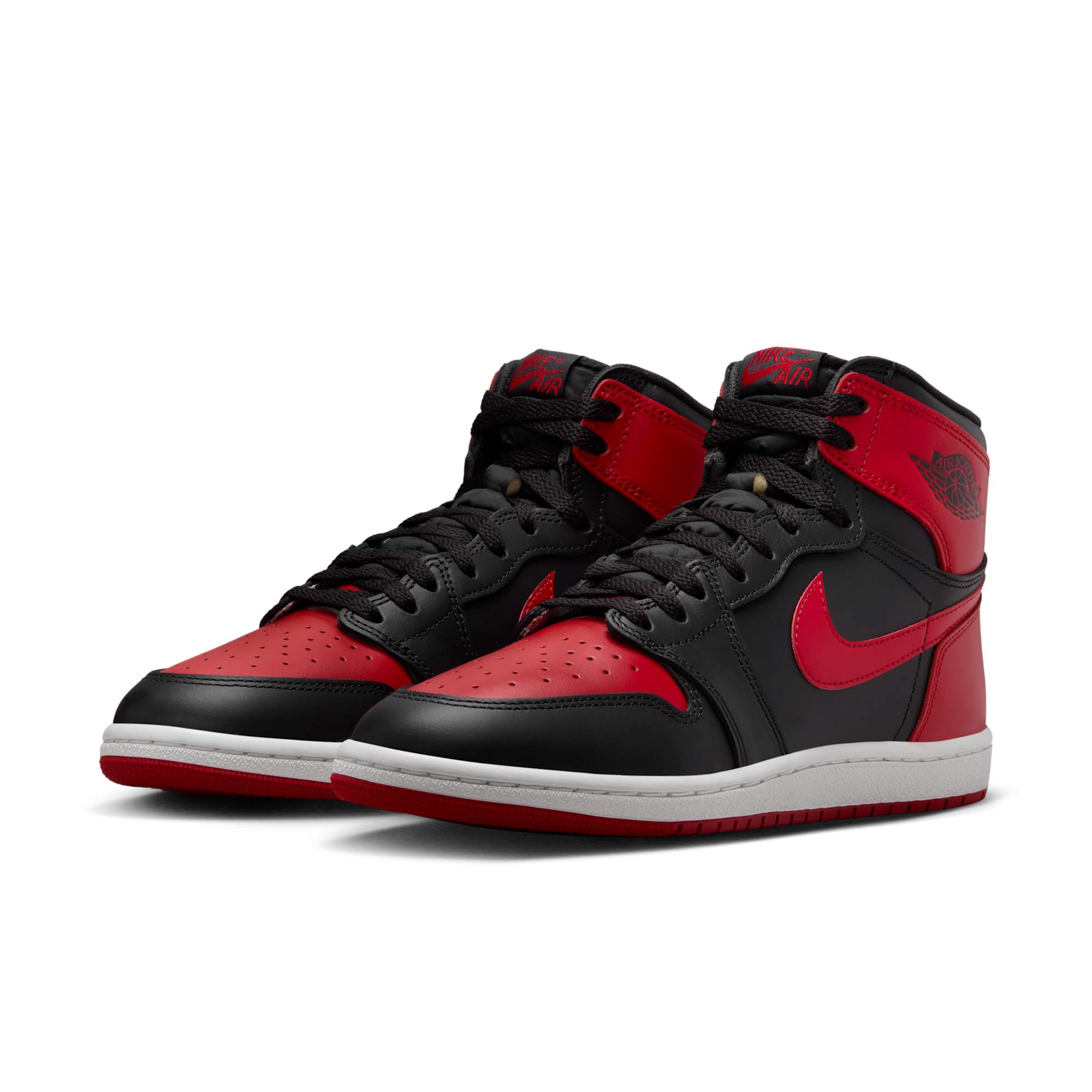 平本蓮 が NIKE AIR JORDAN 1 HIGH ’85 “Bred” を着用