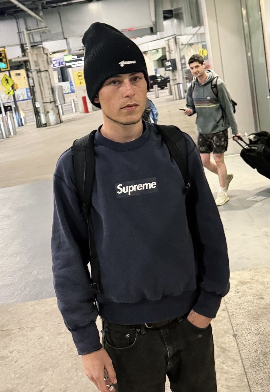 Supreme Washed Box Logo Crewneck の着用画像が公開