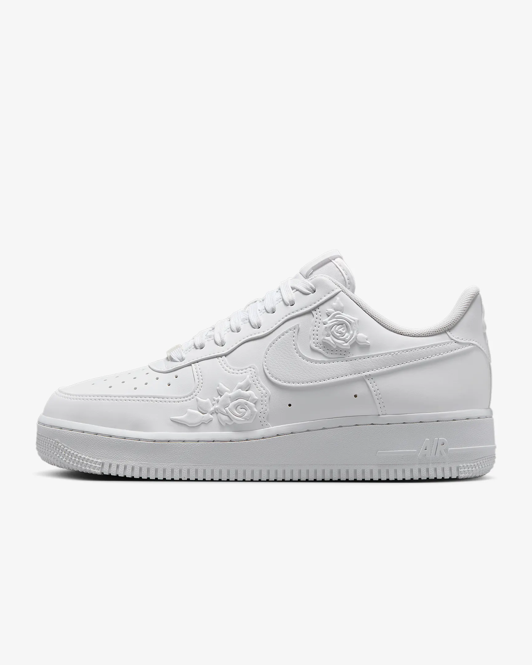 藤原 ヒロシ が NIKE AIR FORCE 1 LOW “White Rose” を着用