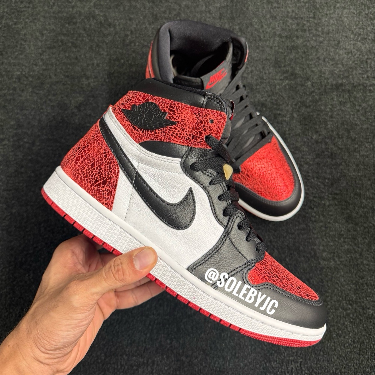 NIKE AIR JORDAN 1 RETRO HIGH OG “Bred Toe” のファーストルックが公開